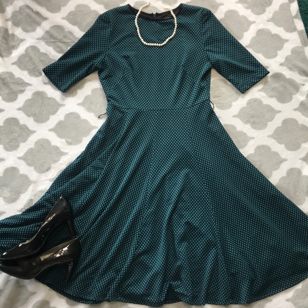 Retro green dot dress